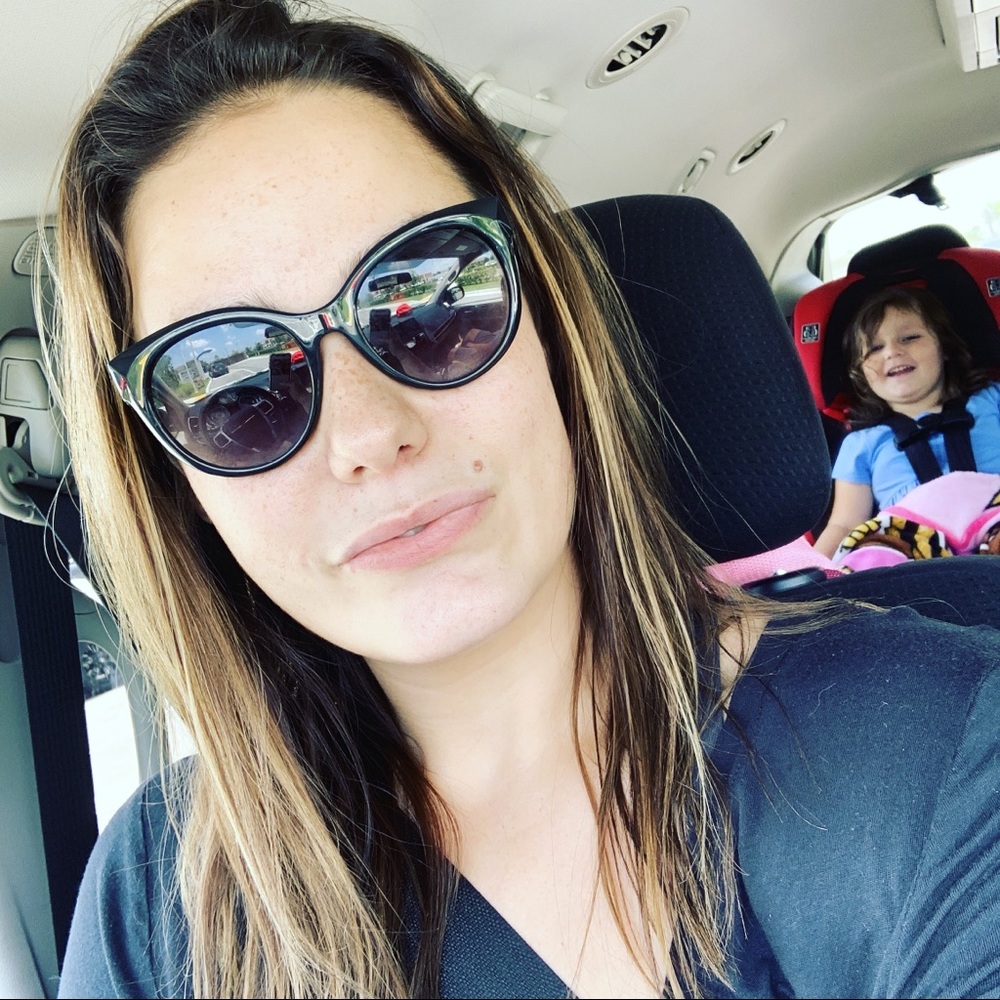 Meet your Posher, Tiffany